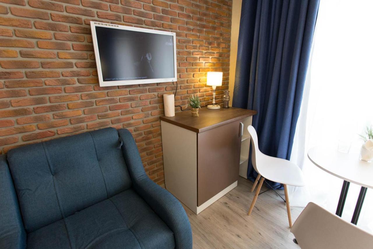 New Apartments In The Centre - Kuznechna Str. 26/3 Kharkov Ngoại thất bức ảnh